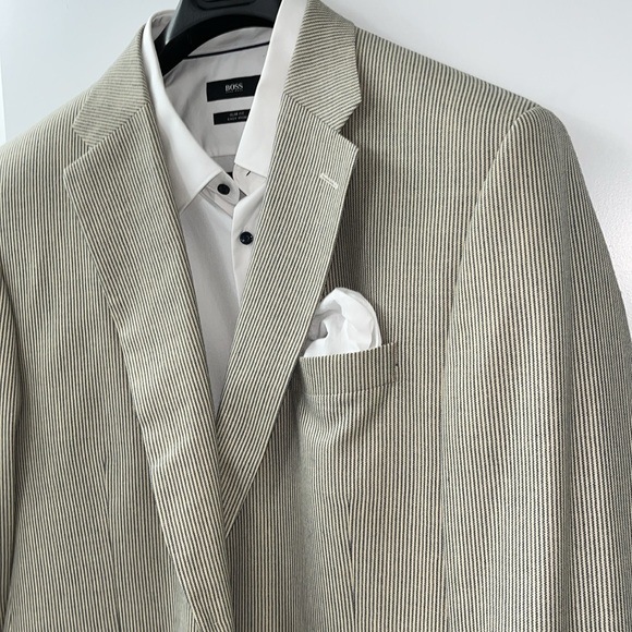 Nautica Sports Jacket Size 46T in EUC. Beige and Blue. 55% Viscose 45% Wool - Picture 3 of 16